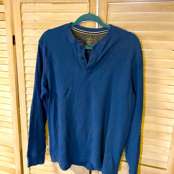 Men’s Blue Maker’s Mark Henley Long sleeve Size LARGE - Picture 1 of 5